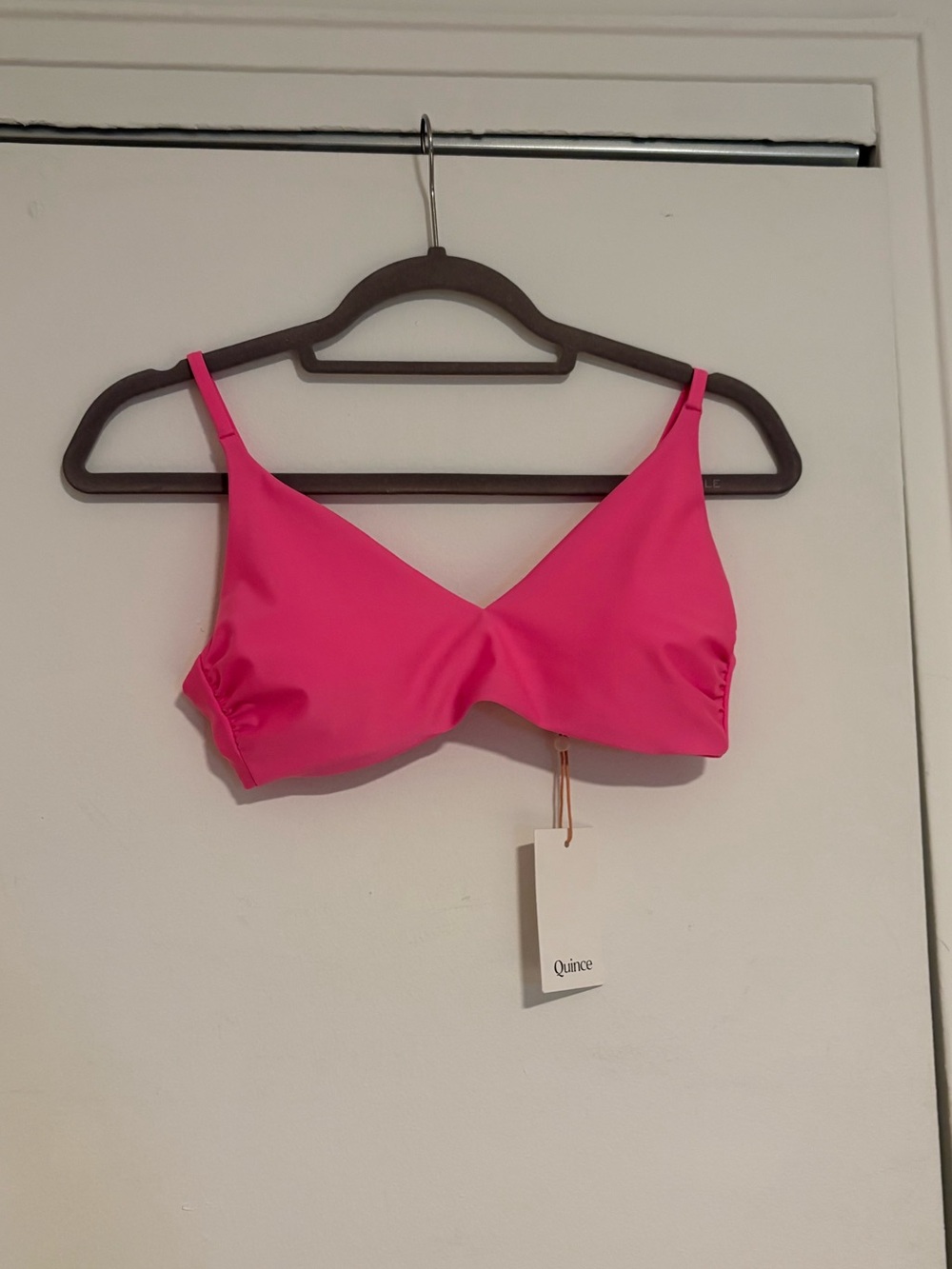 NWT QUINCE BIKINI TOP - SIZE M
